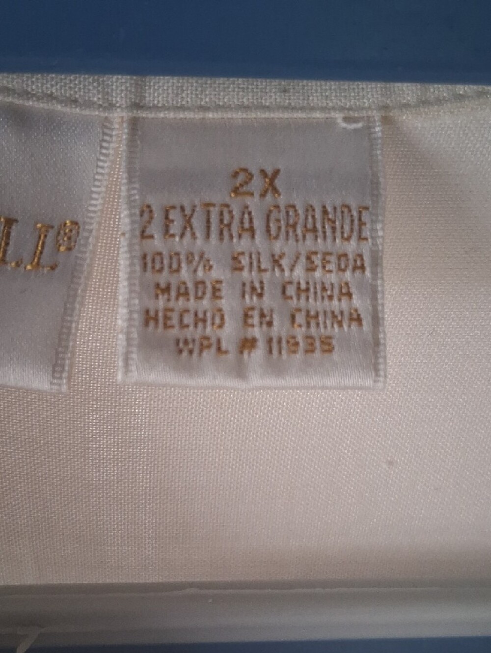 Classic Silk Cream Button-Down Shirt with Chest Pockets - Picture 6 of 6